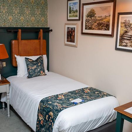 Ethorpe Hotel By Chef & Brewer Collection Gerrards Cross Exteriör bild