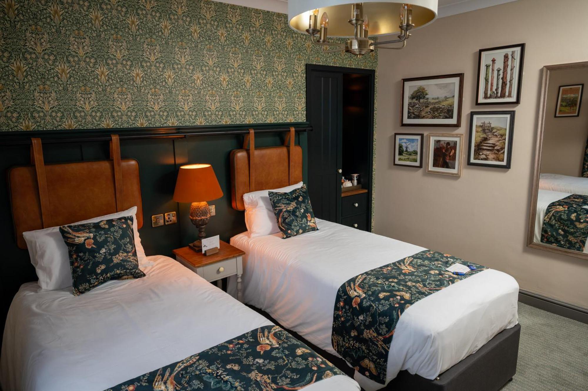 Ethorpe Hotel By Chef & Brewer Collection Gerrards Cross Exteriör bild