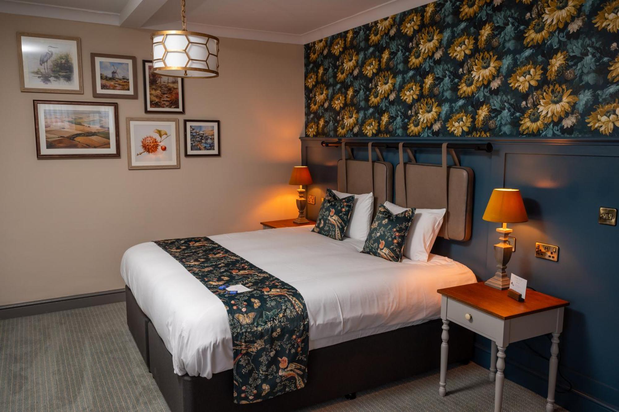 Ethorpe Hotel By Chef & Brewer Collection Gerrards Cross Exteriör bild