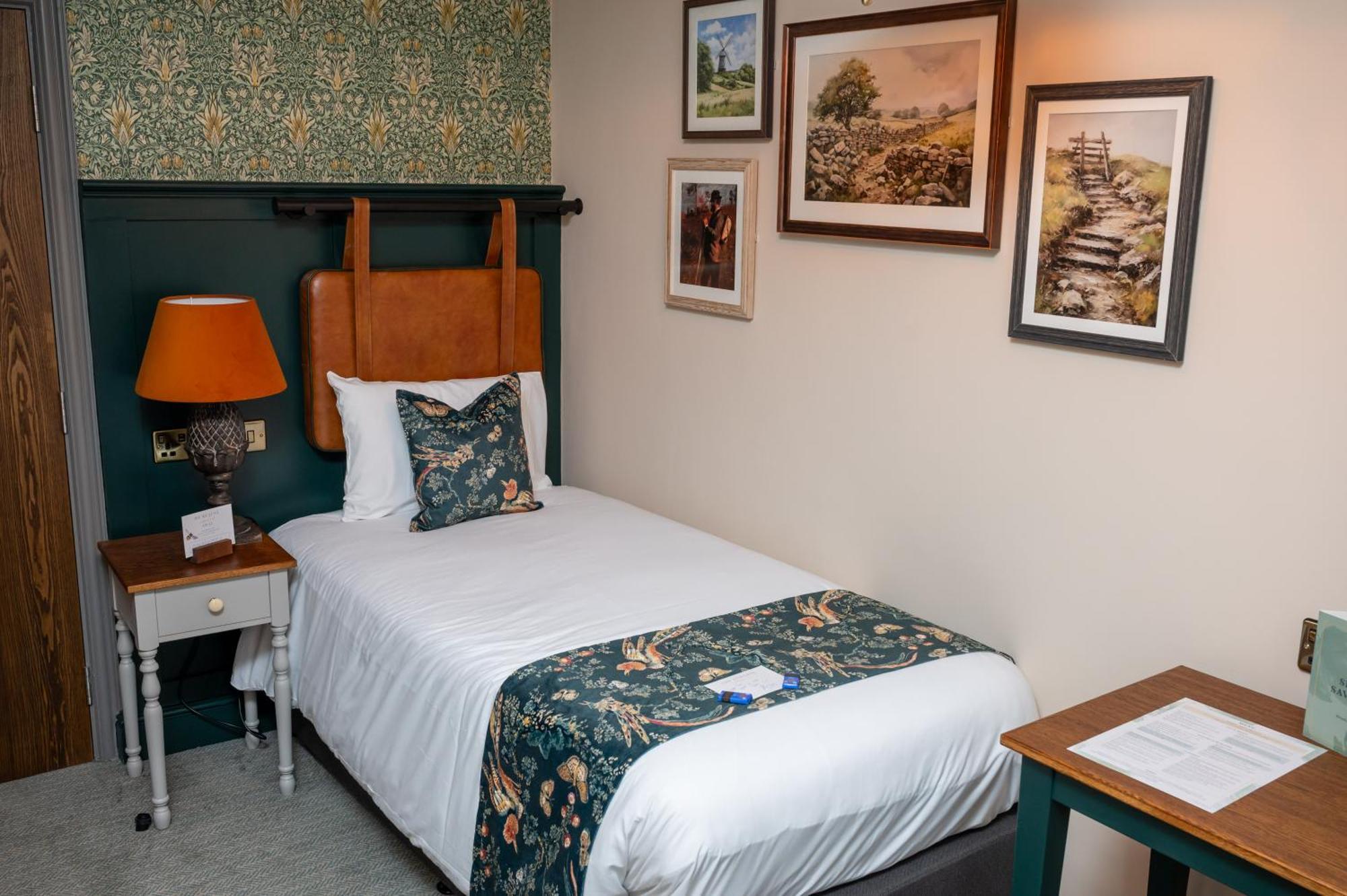Ethorpe Hotel By Chef & Brewer Collection Gerrards Cross Exteriör bild